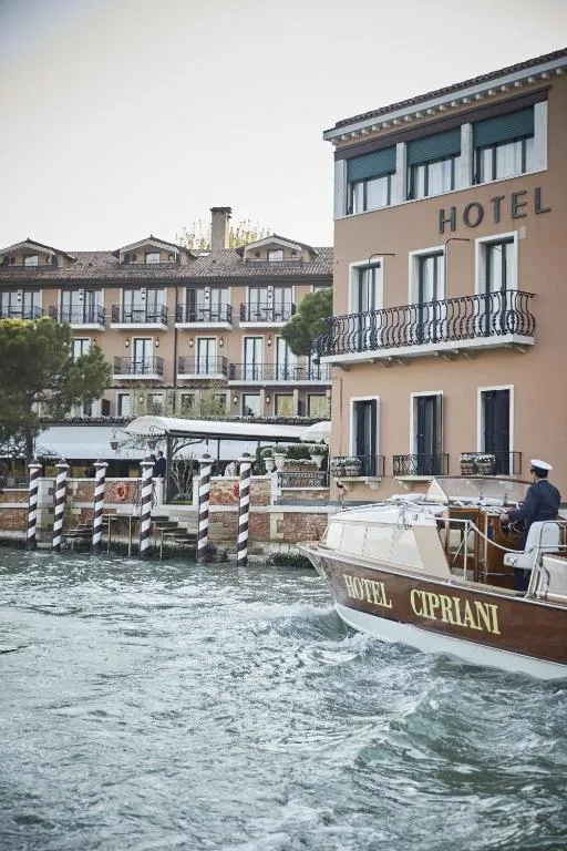 Hotel Cipriani privé boot